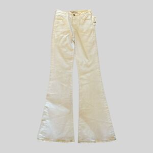 SALE - J Brand - Valentina High Rise Flare - Blanc (Damaged)